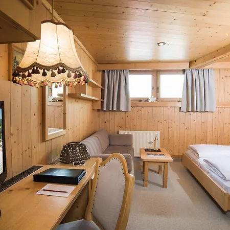 Landhaus Aamadall Im Alpinresort Sport & Hotel 2*